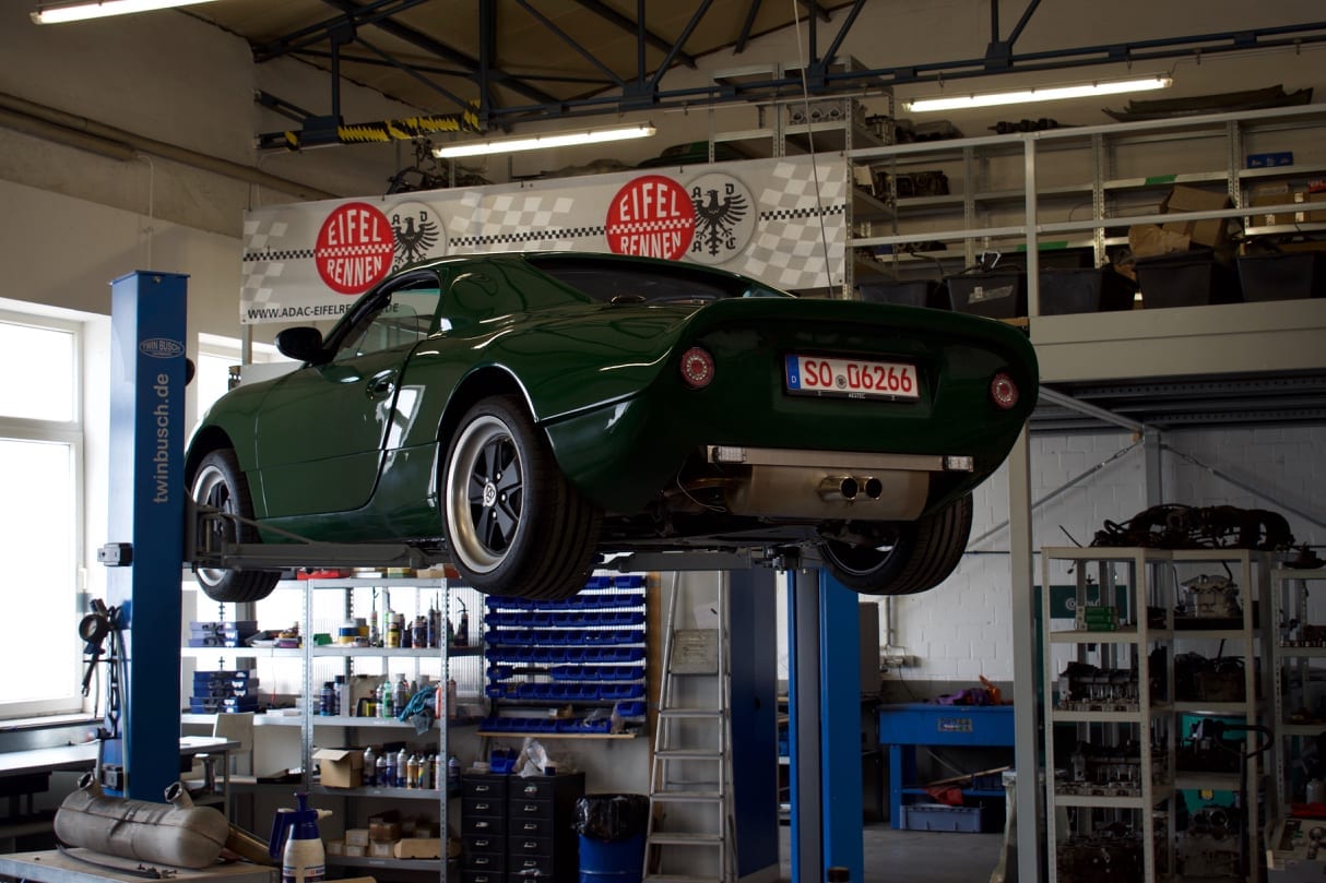 Aestec GTS model in garage