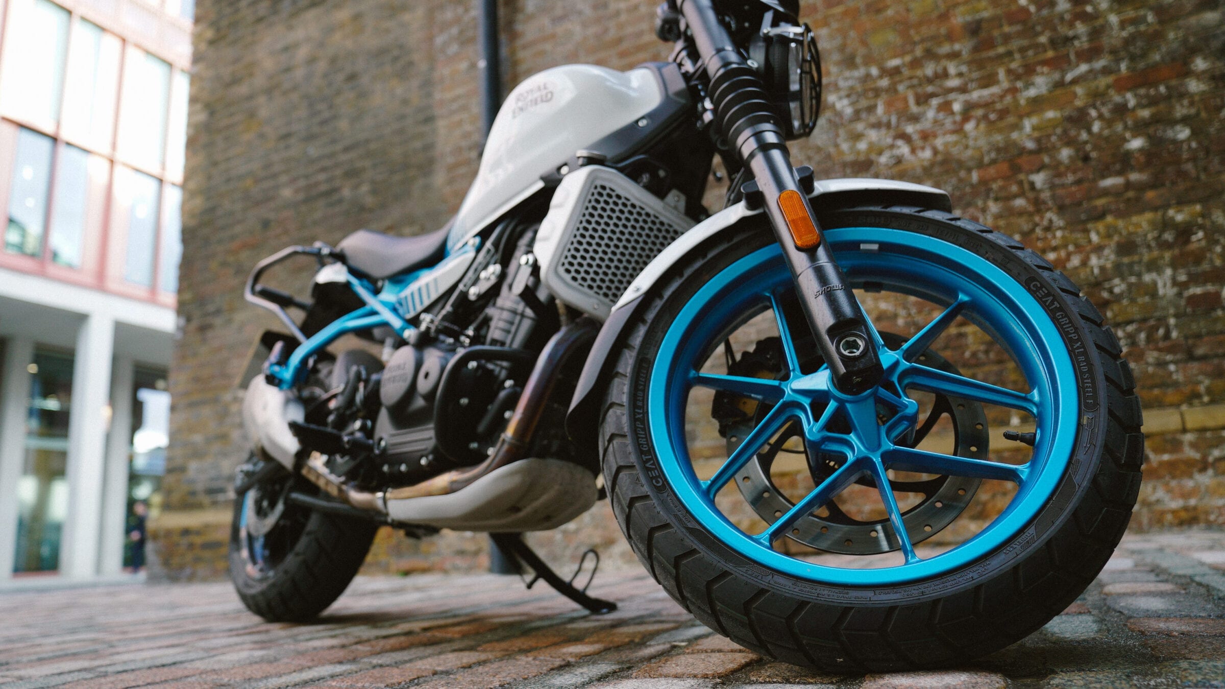 Royal Enfield Guerrilla 450 front wheel detail