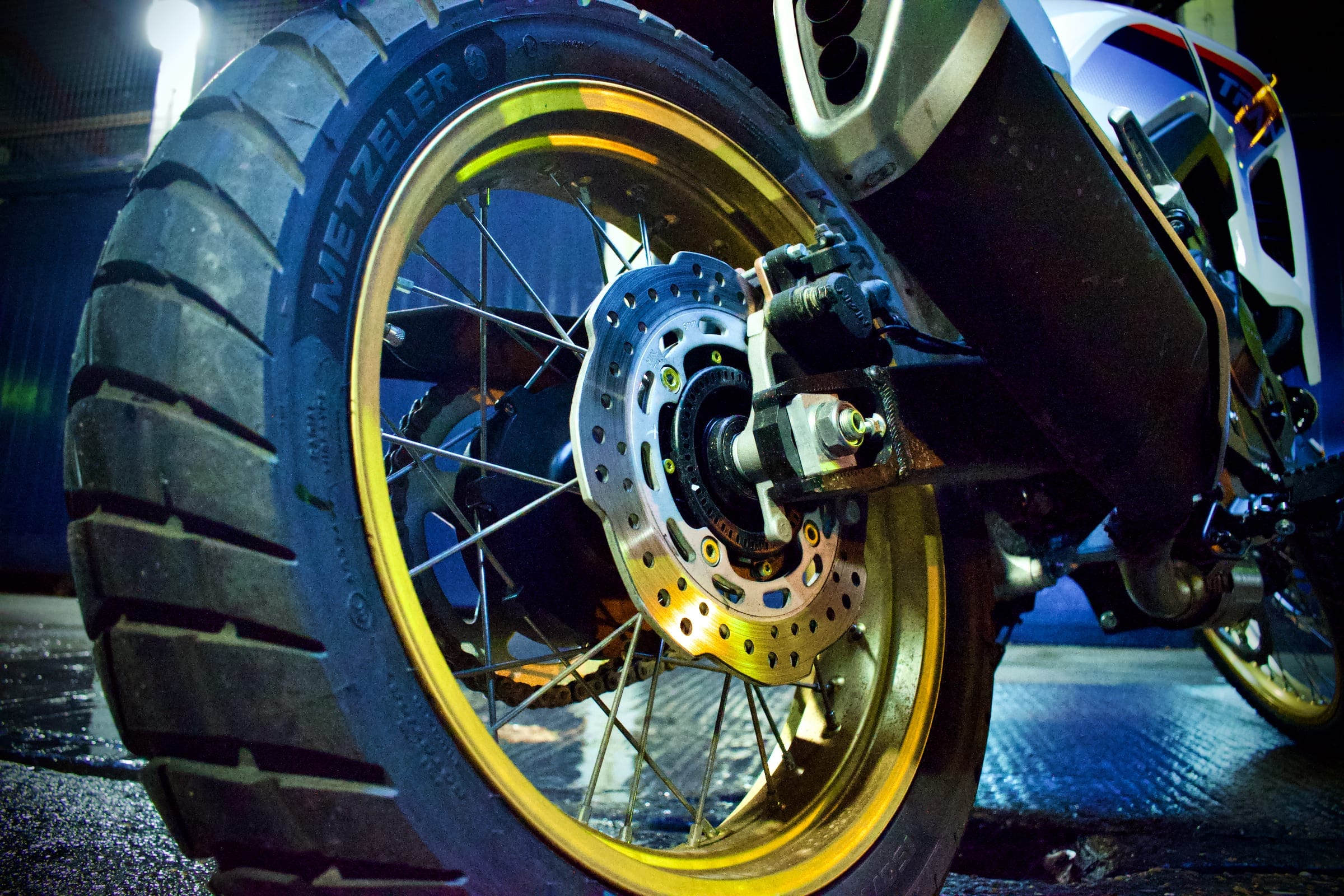 XL750 Gold wheel