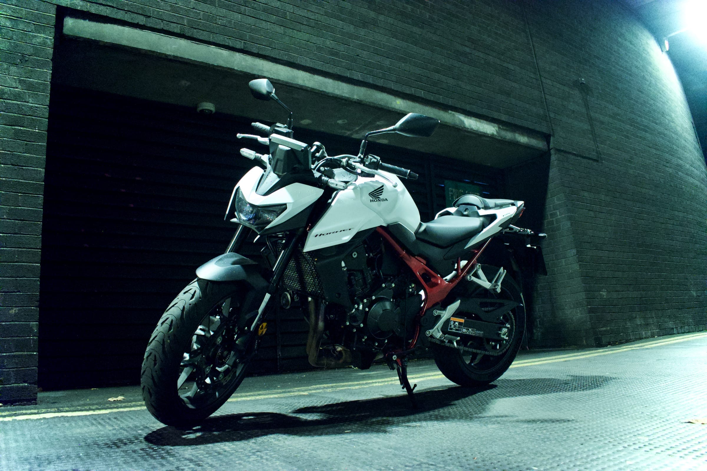 Honda CB750 Hornet underpass garage