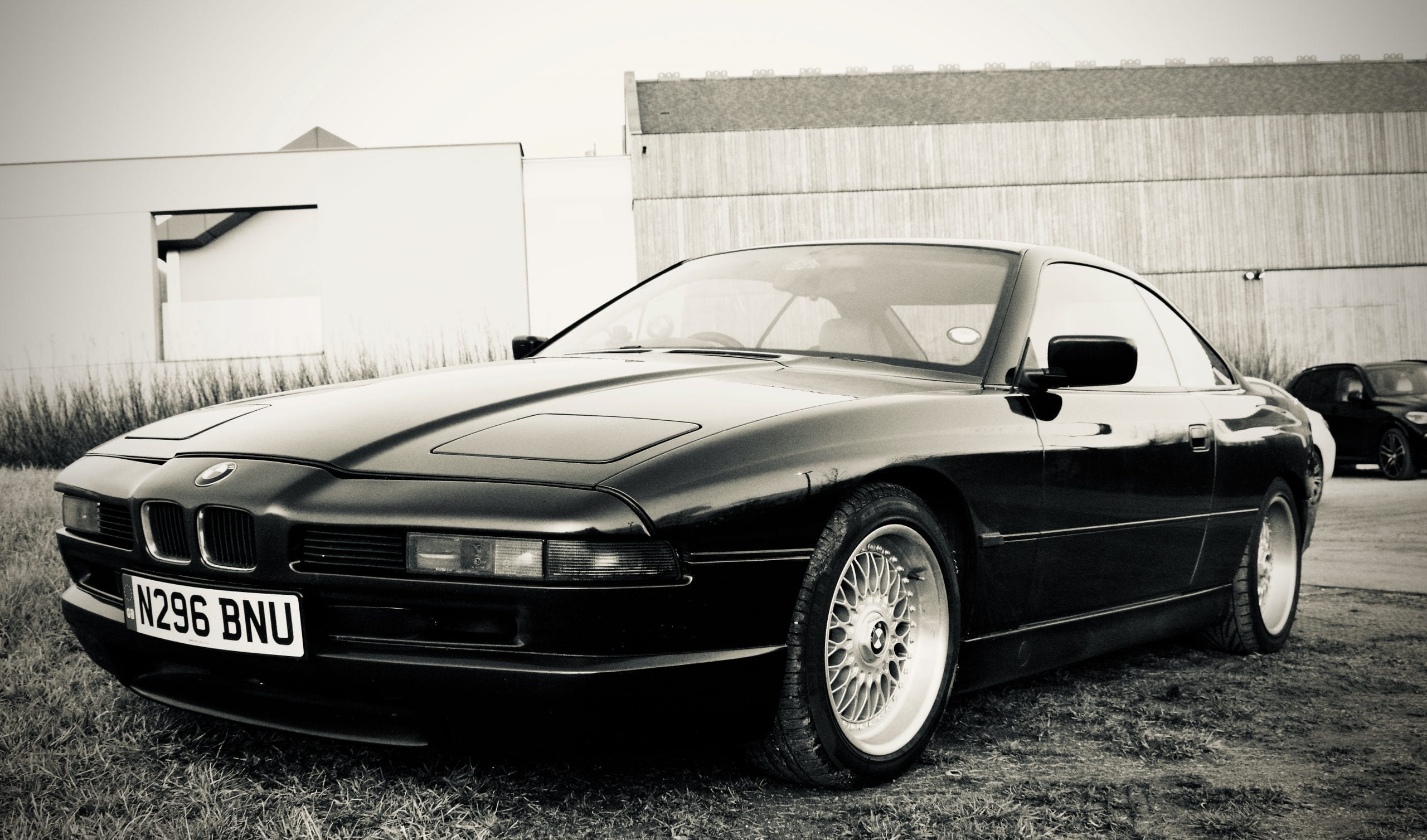 BMW 850